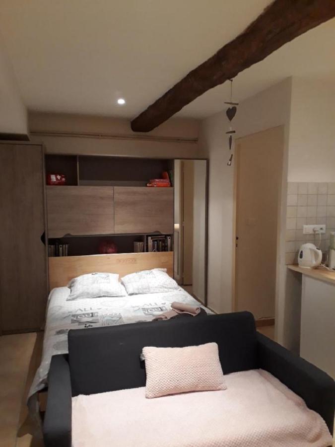 Les Capena 2 Apartman Collobrières Kültér fotó